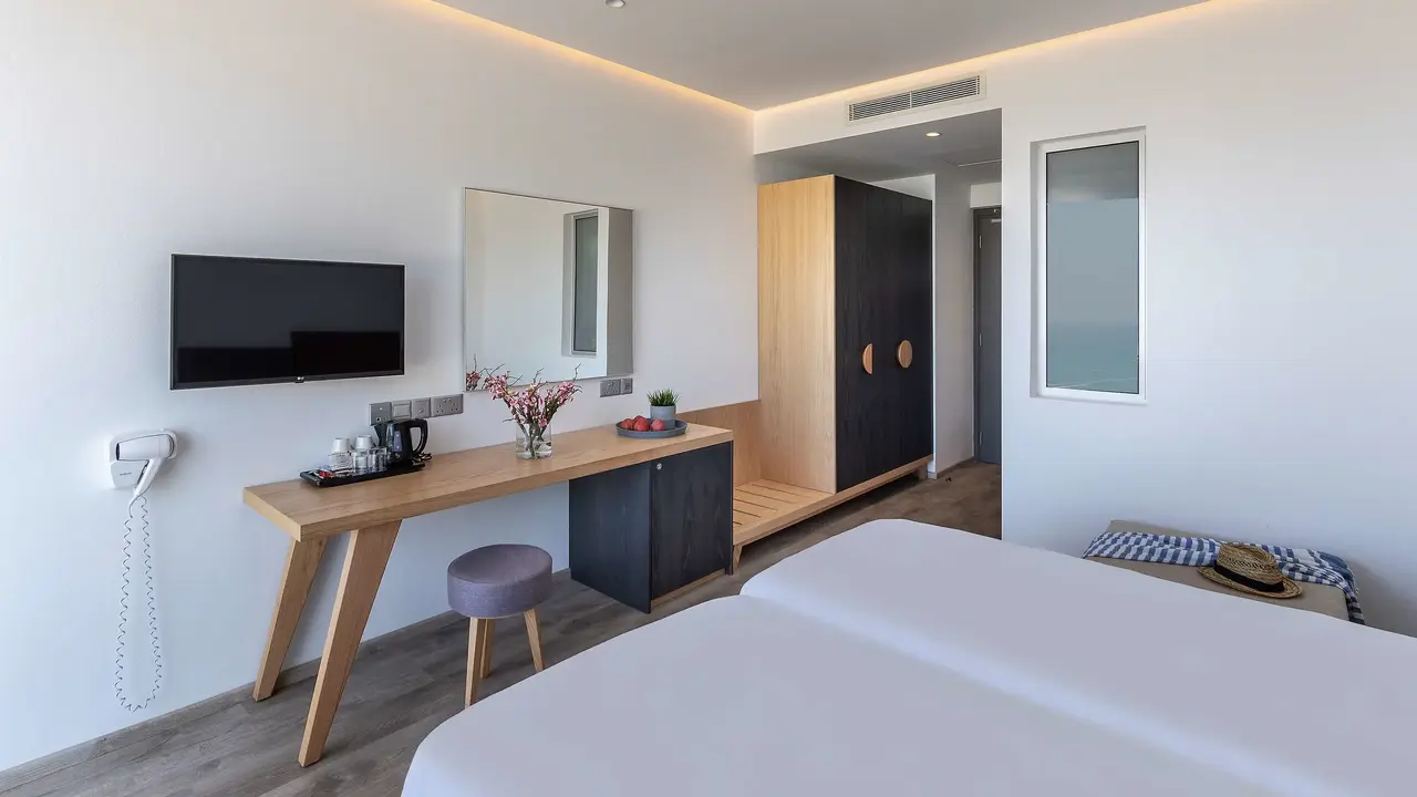 Protaras Plaza Hotel