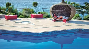 PROTEAS BLU RESORT