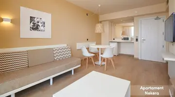 Protur Badía Park Aparthotel
