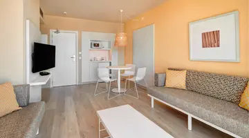 Protur Badia Park Aparthotel