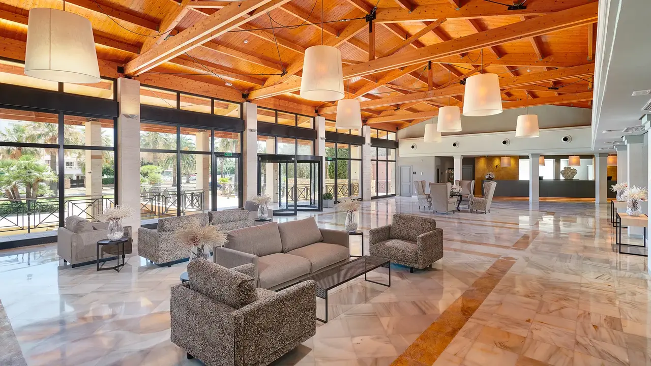 Protur Badia Park Aparthotel