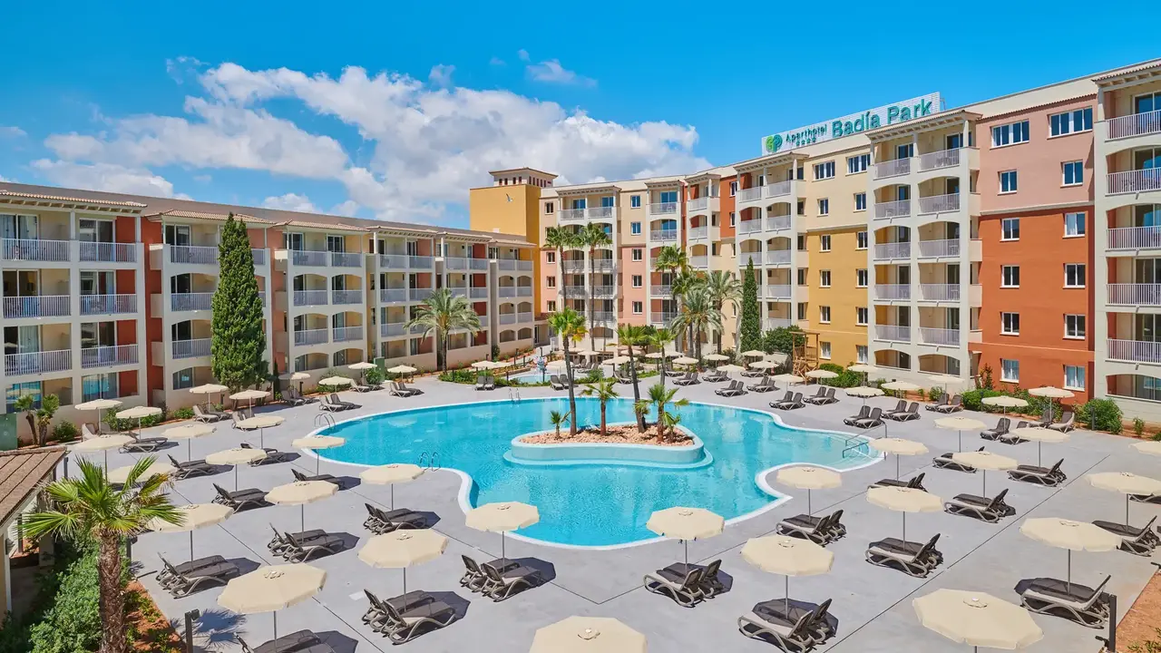 Protur Badia Park Aparthotel