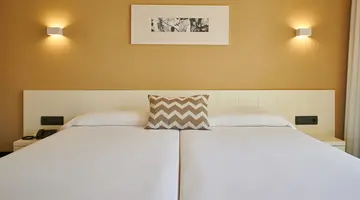 Protur Badia Park Aparthotel