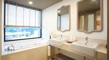 PROUD PHUKET HOTEL
