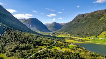 Przez krainę troli - statkiem i pociągiem