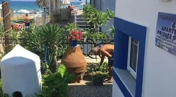 Psaras Apartments