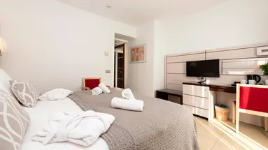 Puchet Hotel