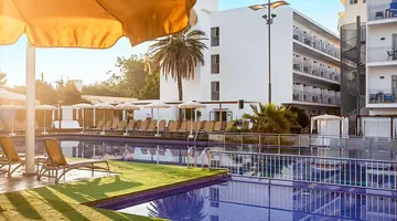 Puchet Hotel