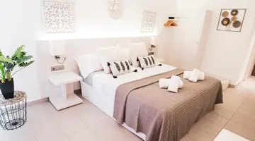 Puchet Hotel