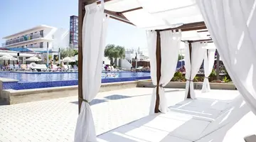 Puchet Hotel