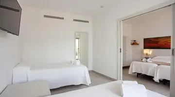 Puchet Hotel