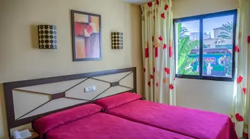 Puente Real Hotel