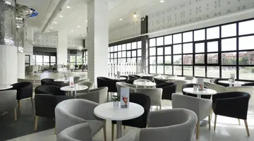 Puente Real Hotel