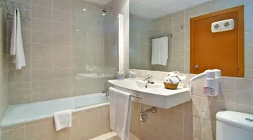 Puente Real Hotel