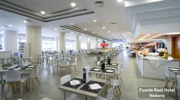 Puente Real Hotel