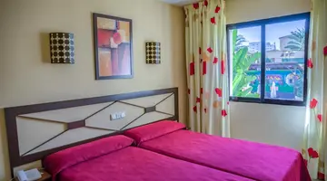 Puente Real Hotel