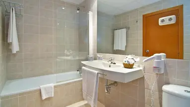 Puente Real Hotel