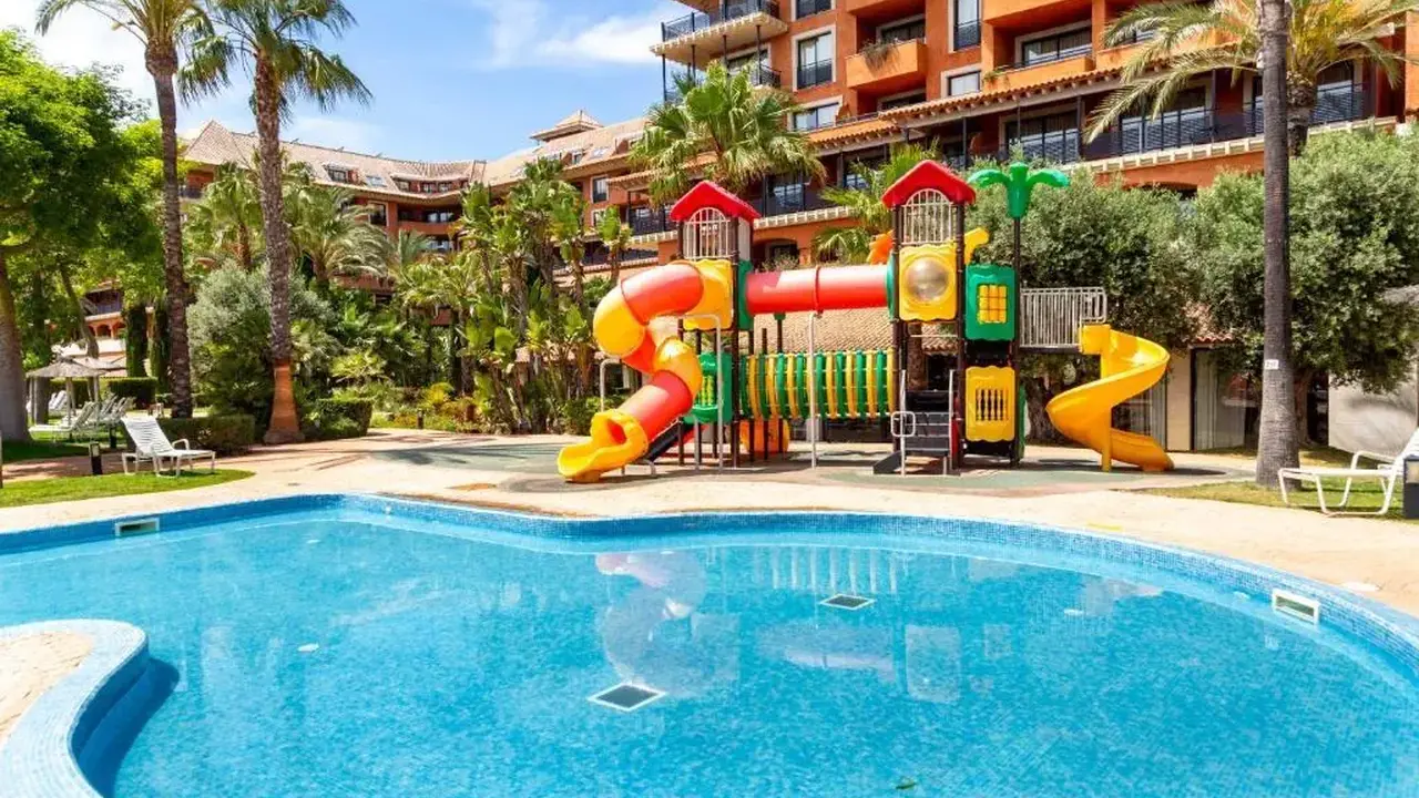 Puerto Antilla Grand Hotel