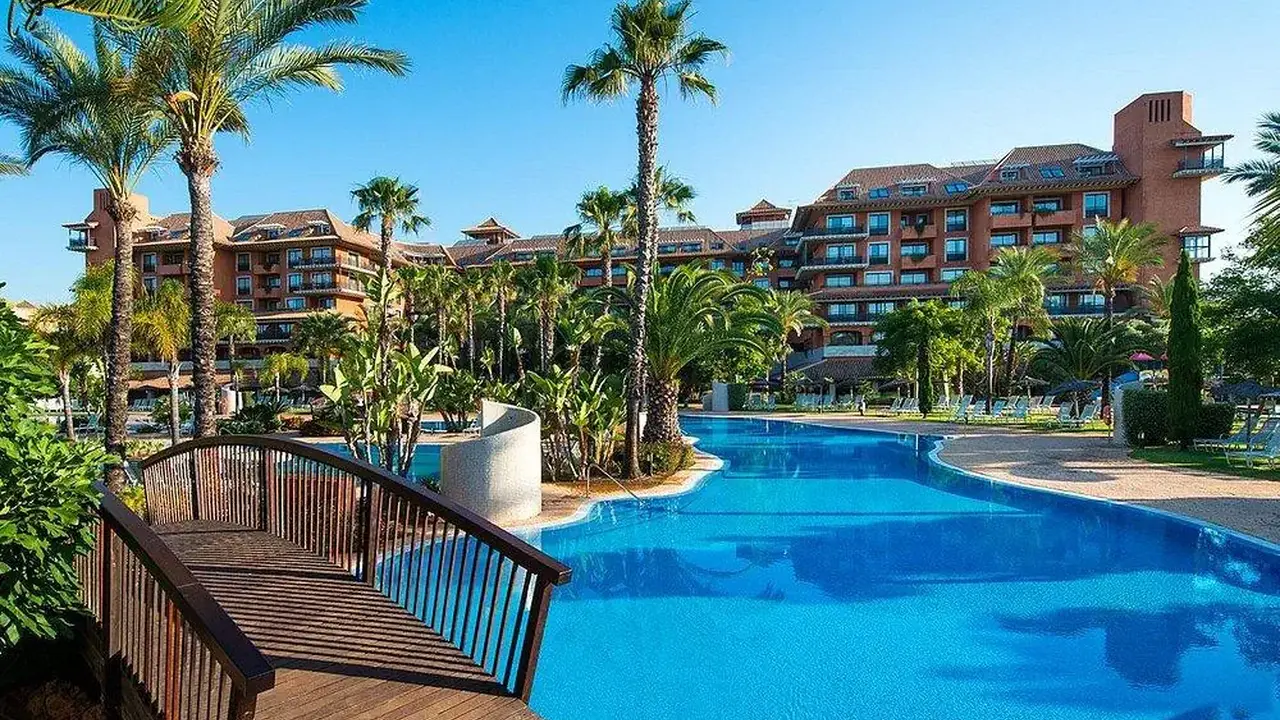 Puerto Antilla Grand Hotel