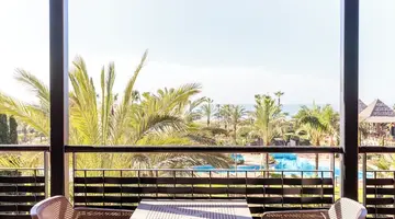 Puerto Antilla Grand Hotel