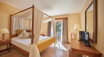 PULA SUITES BOUTIQUE RESORT