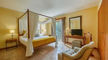 PULA SUITES BOUTIQUE RESORT