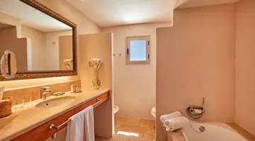 PULA SUITES BOUTIQUE RESORT
