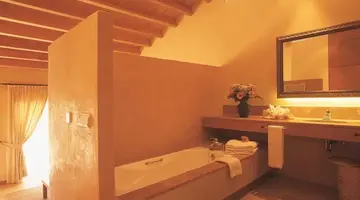 Pula Suites Boutique Resort