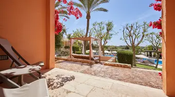 PULA SUITES BOUTIQUE RESORT