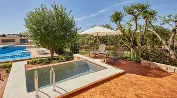 PULA SUITES BOUTIQUE RESORT