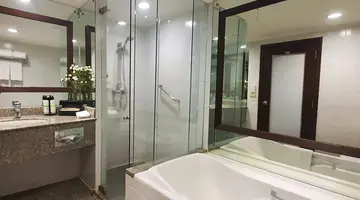 PULLMAN BANGKOK HOTEL G