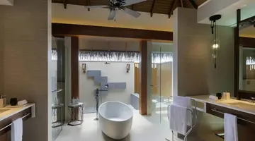 Pullman Maldives Maamutaa 5