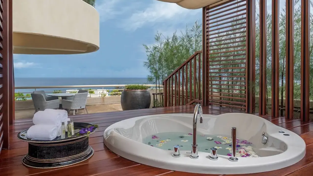PULLMAN PHUKET ARCADIA KARON BEACH RESORT (ex. HILTON PHUKET ARCADIA RESORT & SPA)