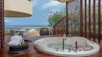 PULLMAN PHUKET ARCADIA KARON BEACH RESORT (ex. HILTON PHUKET ARCADIA RESORT & SPA)