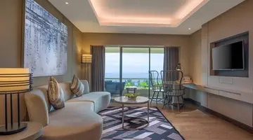 PULLMAN PHUKET ARCADIA KARON BEACH RESORT (ex. HILTON PHUKET ARCADIA RESORT & SPA)
