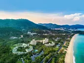 PULLMAN PHUKET ARCADIA KARON BEACH RESORT (ex. HILTON PHUKET ARCADIA RESORT & SPA)