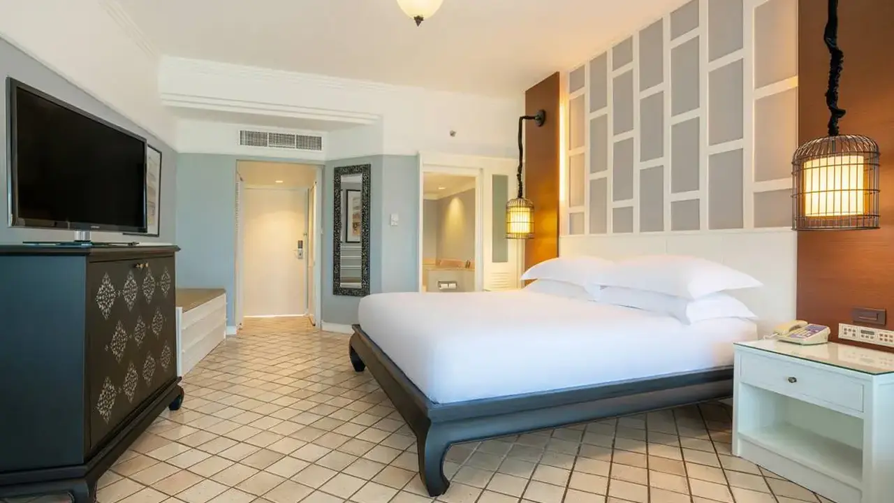 PULLMAN PHUKET ARCADIA KARON BEACH RESORT (ex. HILTON PHUKET ARCADIA RESORT & SPA)