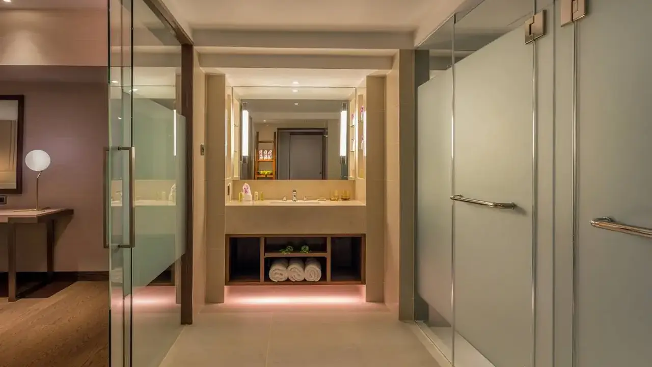 PULLMAN PHUKET ARCADIA KARON BEACH RESORT (ex. HILTON PHUKET ARCADIA RESORT & SPA)