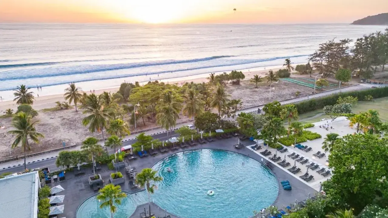 PULLMAN PHUKET ARCADIA KARON BEACH RESORT (ex. HILTON PHUKET ARCADIA RESORT & SPA)