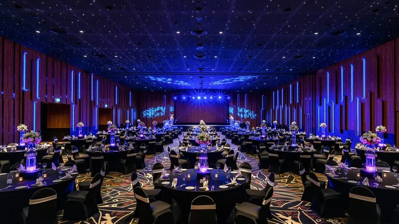 PULLMAN PHUKET ARCADIA KARON BEACH RESORT (ex. HILTON PHUKET ARCADIA RESORT & SPA)