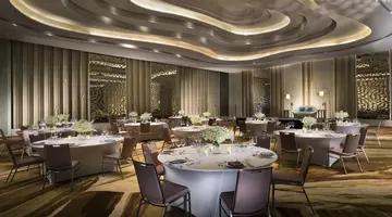 Pullman Phuket Arcadia Naithon Beach
