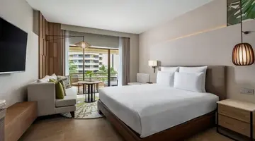 Pullman Phuket Karon Beach Resort