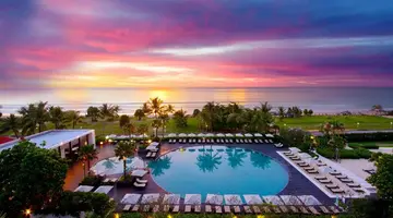 Pullman Phuket Karon Beach Resort
