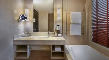 PULLMAN PHUKET PANWA BEACH RESORT