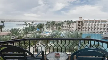 PYRAMISA SAHL HASHEESH BEACH RESORT
