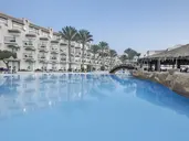 PYRAMISA SAHL HASHEESH BEACH RESORT