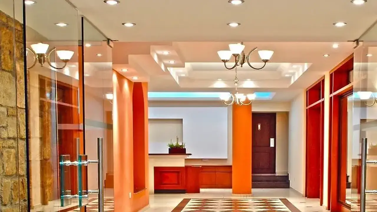 Pyramos Hotel