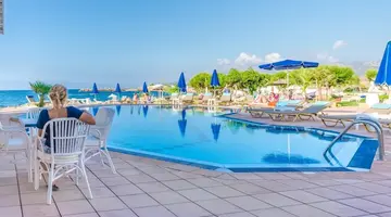 Pyrgos Blue