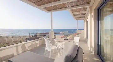 Pyrgos Blue