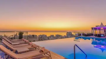 Qawra Palace Resort & Spa